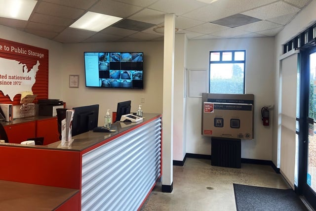 Property 2128 image number 2