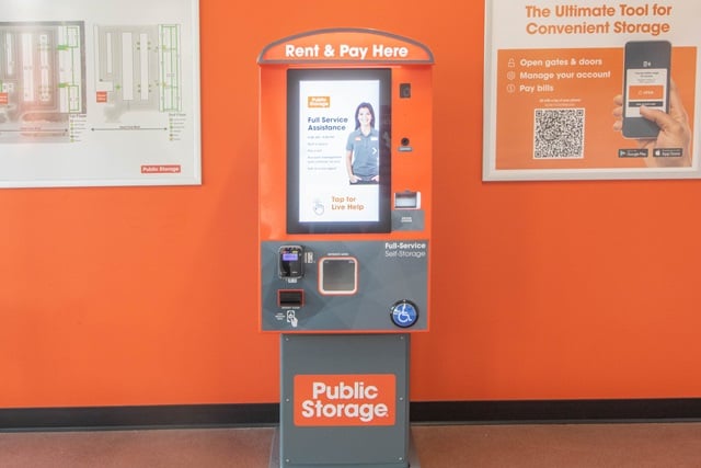 Self Storage Units Near 455 S Hunt Club Blvd at Public Storage Apopka