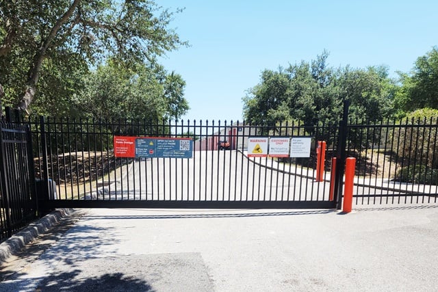 Property 2139 image number 3