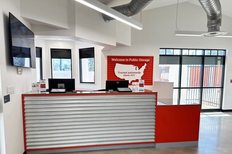 Property 2150 image number 2