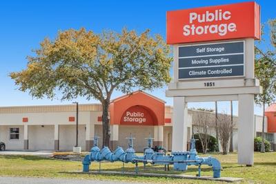 Public Storage