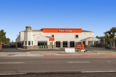 Public Storage