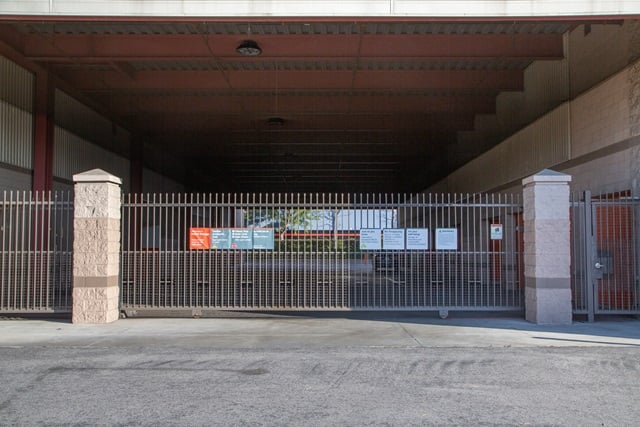 Self Storage Unit in Burbank, California 3