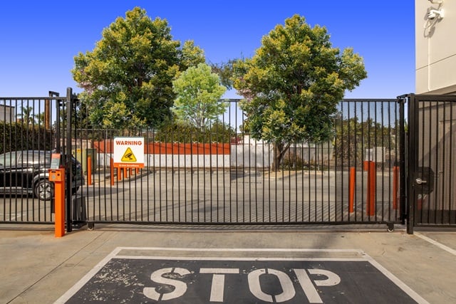 Property 218 image number 3