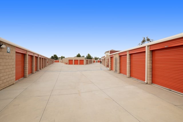 20×10 Self Storage Unit in Murrieta, CA 33275 Antelope Road Murrieta, California 2