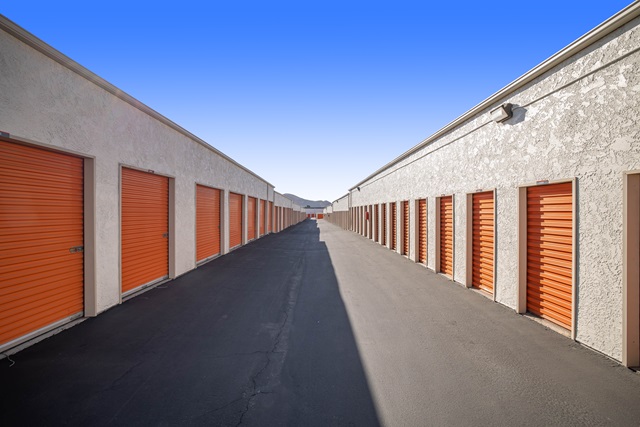 10×20 Garage in Fontana, CA 17173 Valley Blvd Fontana, California 2