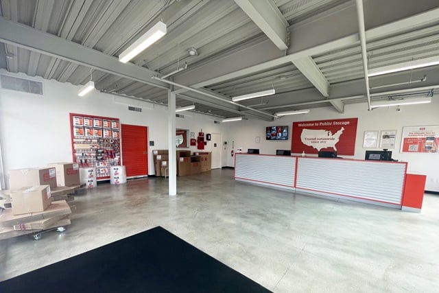 40×9 Parking Lot in Canoga Park, CA 7920 Deering Ave Canoga Park, California 3