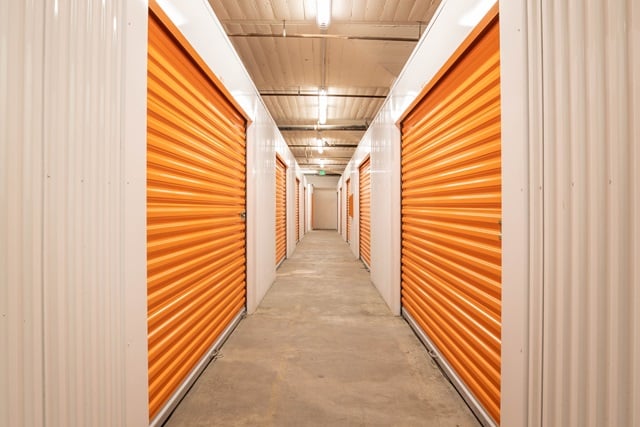 Self Storage Unit in Los Angeles, California 1
