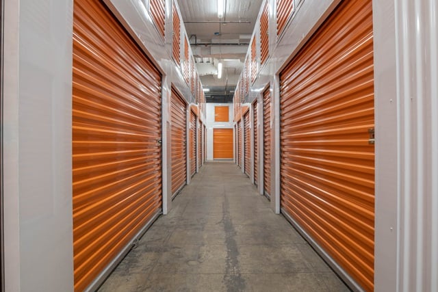 Public Storage in Los Angeles, CA  4174 W Pico Blvd 2
