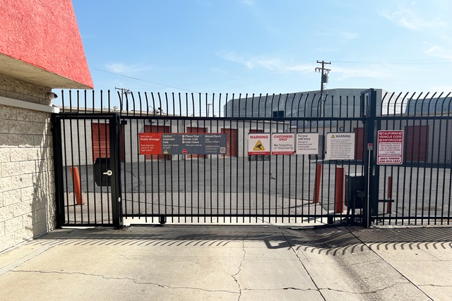 Self Storage Unit in La Verne, California 3
