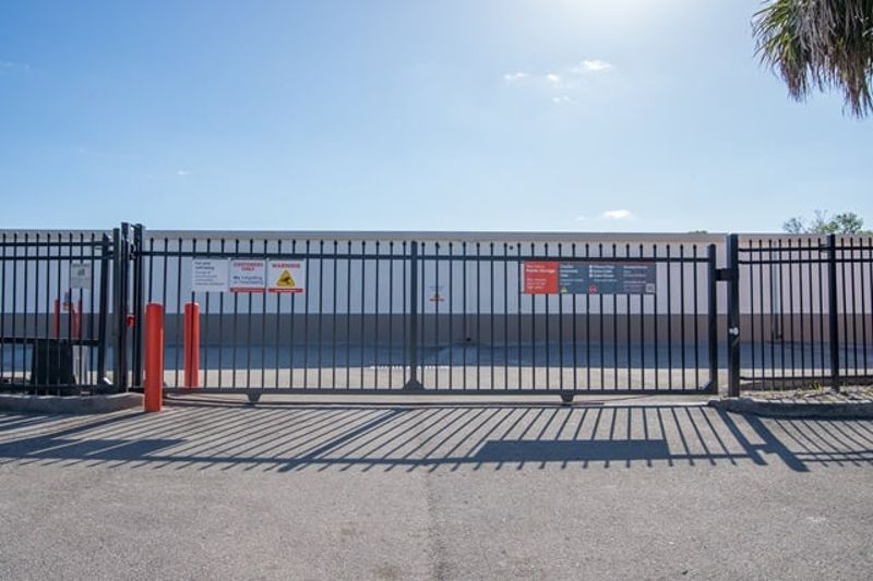 Property 2242 image number 3