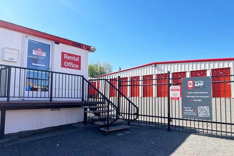 Public Storage
