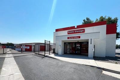 Public Storage
