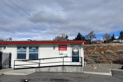 Public Storage