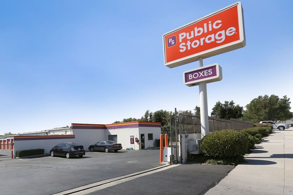 18×9 Parking Lot in Simi Valley, CA 2167 First Street Simi Valley, California