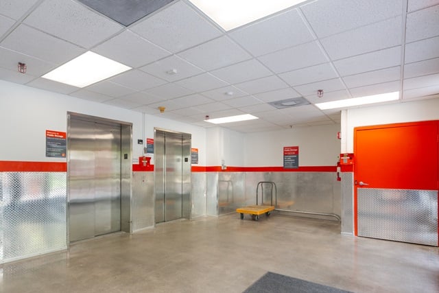 Self Storage Unit in Aventura, Florida 3