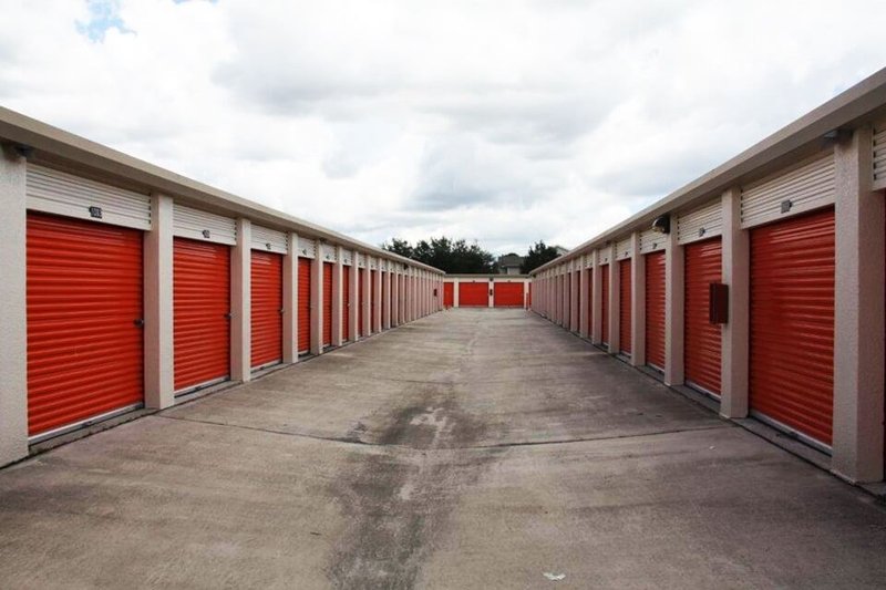 Self Storage Units Near 2783 N John Young Parkway at Public Storage Kissimmee
