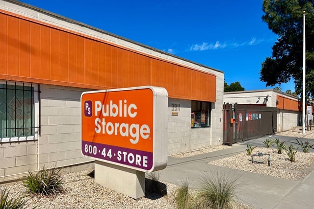 30×10 Self Storage Unit in San Jose, CA near 385 Bluefield Dr