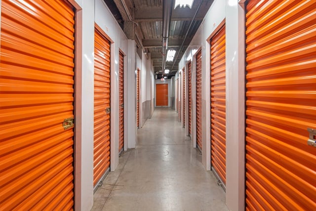 Public Storage in Brighton, MA  156 Lincoln St 2