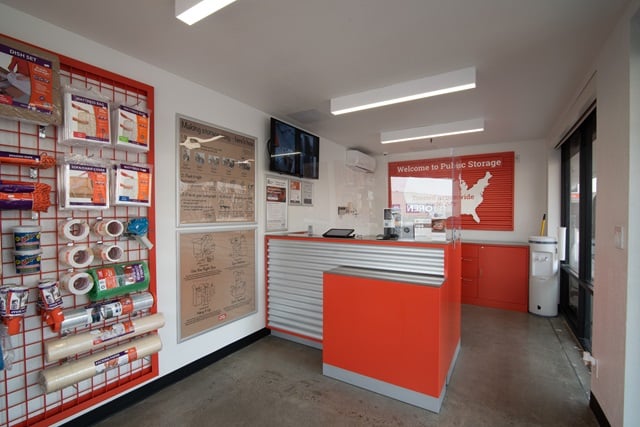 Property 230 image number 2