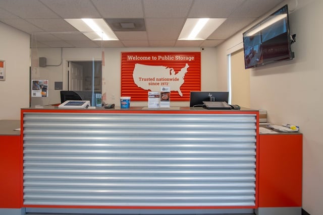 Property 2300 image number 2