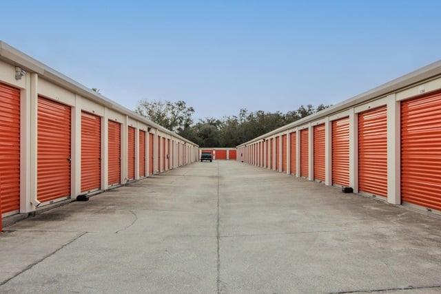 15×10 Parking Lot in Kissimmee, FL 227 Simpson Rd Kissimmee, Florida 2