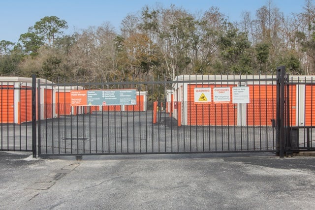 Public Storage  7139 Mitchell Blvd in New Port Richey, FL