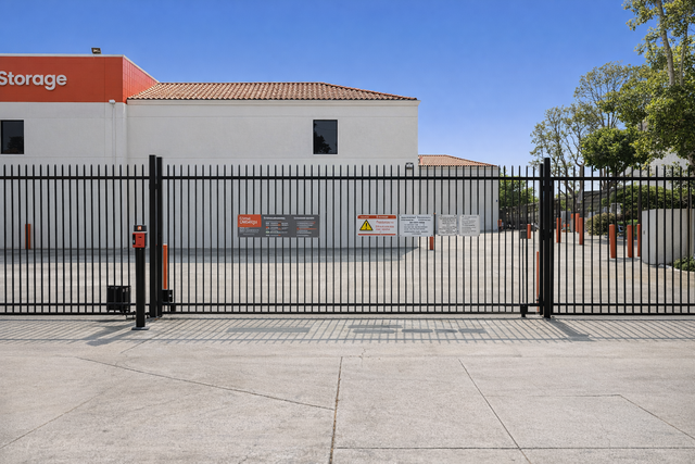 Property 232 image number 3