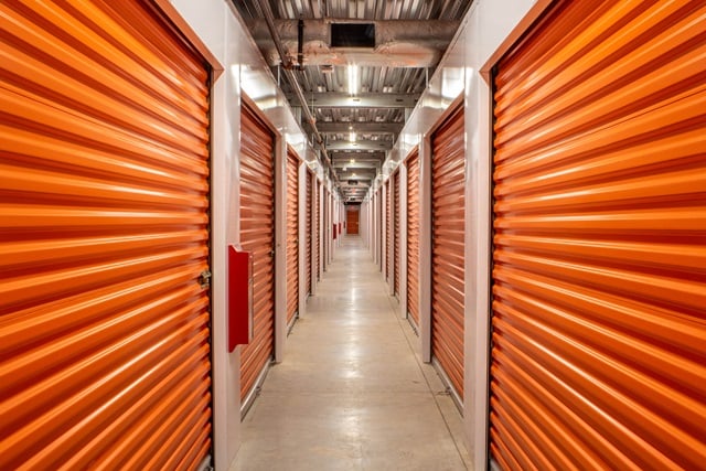 Property 2320 image number 1