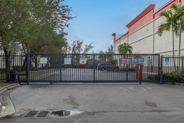 Public Storage  1859 N Jog Rd in West Palm Beach, FL