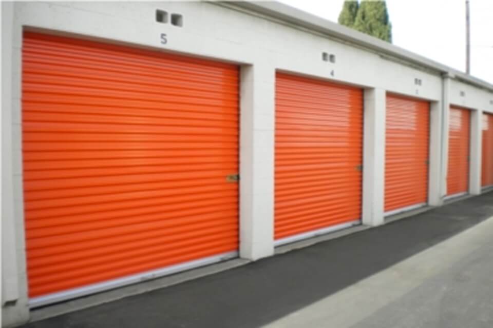 20×10 Self Storage Unit in Westminster, CA 7482 Garden Grove Blvd Westminster, California 2