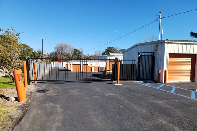 Public Storage  35 Marshland Rd in Hilton Head Island, SC