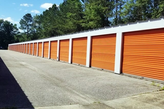 20×10 Public Storage: Self Storage Unit in Summerville, SC 2046 N Main St Summerville, South Carolina 2