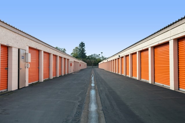 20×10 Garage in Costa Mesa, CA 2065 Placentia Ave Costa Mesa, California 2