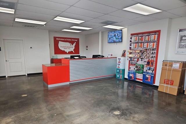 Houston, TX, SelfStorage Units Near 15340 Kuykendahl Rd Public Storage®