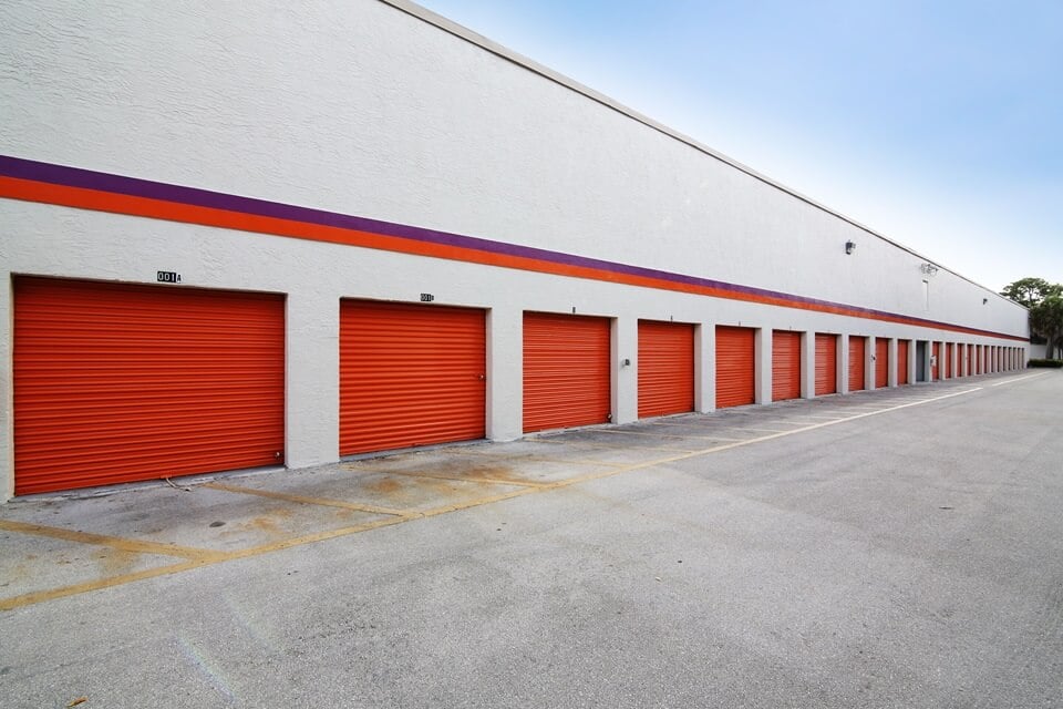 18×9 Public Storage: Parking Lot in Coconut Creek, FL 6050 N State Rd 7 Coconut Creek, Florida 2