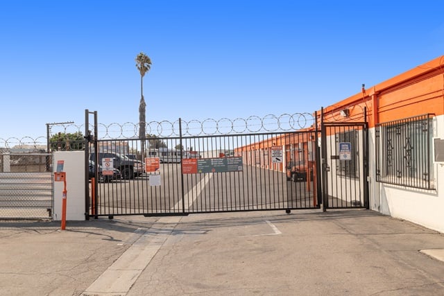 South Gate, CA, Self-Storage Near 5005 Firestone Place