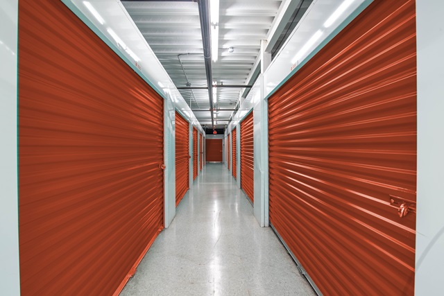 Property 2400 image number 1