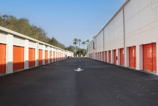 20×10 Parking Lot in Lake Worth, FL 6664 Hypoluxo Rd Lake Worth, Florida 2