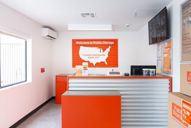 Property 241 image number 2