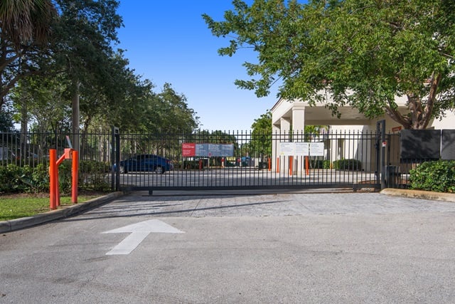 Parking Lot in Pembroke Pines, Florida 3