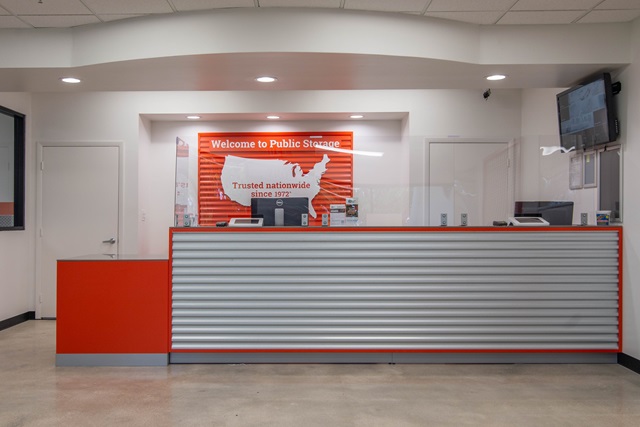 Property 2414 image number 2