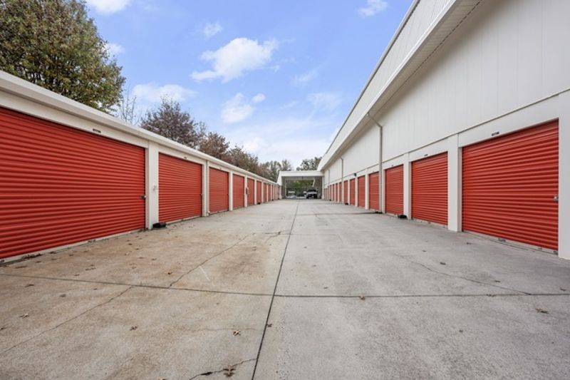 Property 2418 image number 1