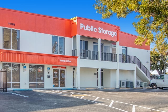 20 x 10 Public Storage: Self Storage Unit in Fort Myers, Florida