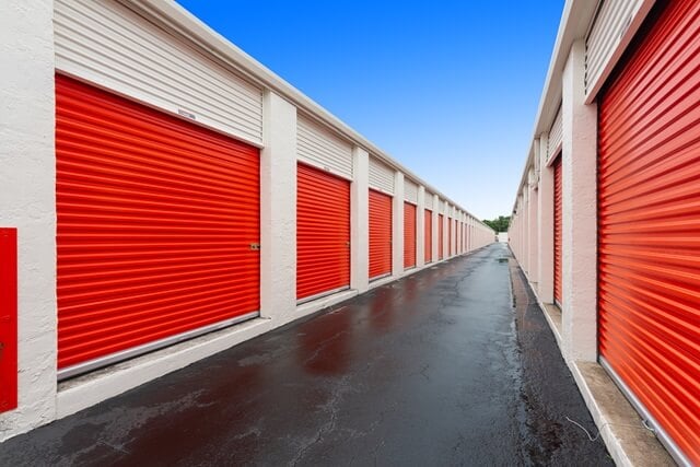 Self Storage Unit in Hollywood, Florida 1