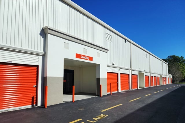 Self Storage Units Near 10280 E Colonial Dr at Public Storage Orlando