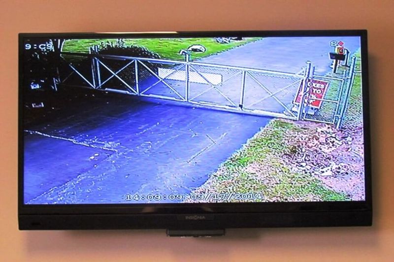 Property 2466 image number 3