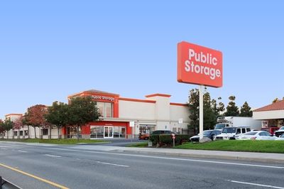 Property at 20153 - Costa Mesa/ 55 Fwy - Victoria