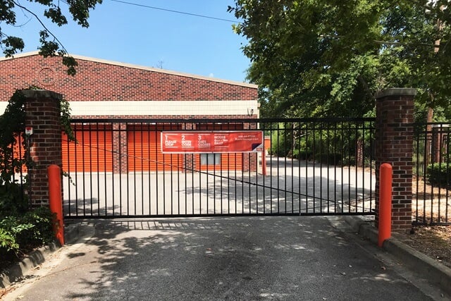 Public Storage  540 Knox Abbott Dr in Cayce, SC