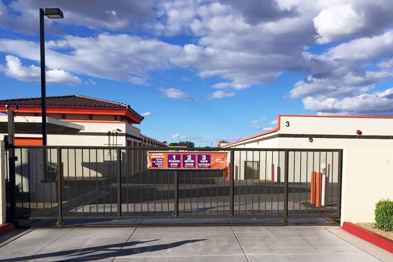 Property 2496 image number 3